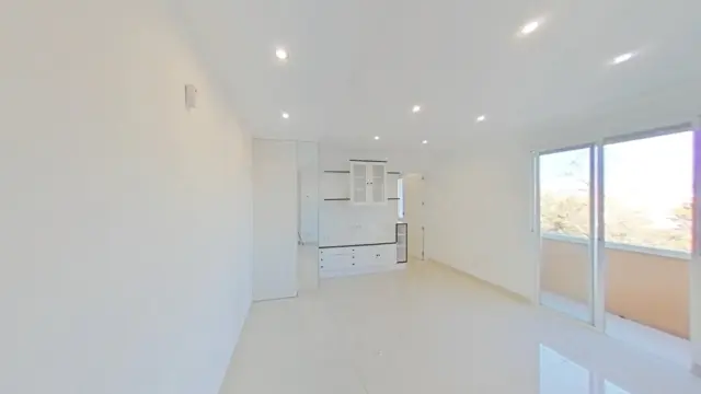 Flat in Moscardó photo 2