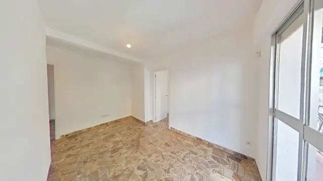 Flat in Moscardó photo 8