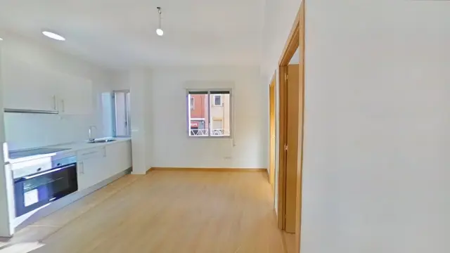 Apartment in Moscardó photo 2