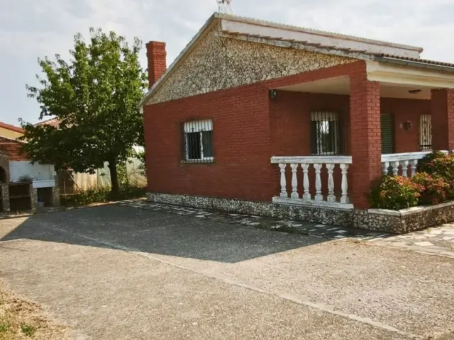 Rustic finca on Calle Verdeguera