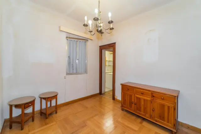 Apartment on Calle de Alcántara photo 6
