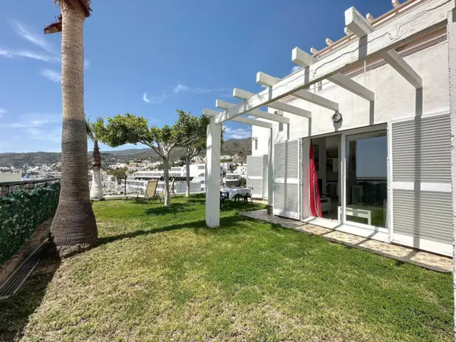 Semi-detached house on Paseo del Mediterráneo photo 56