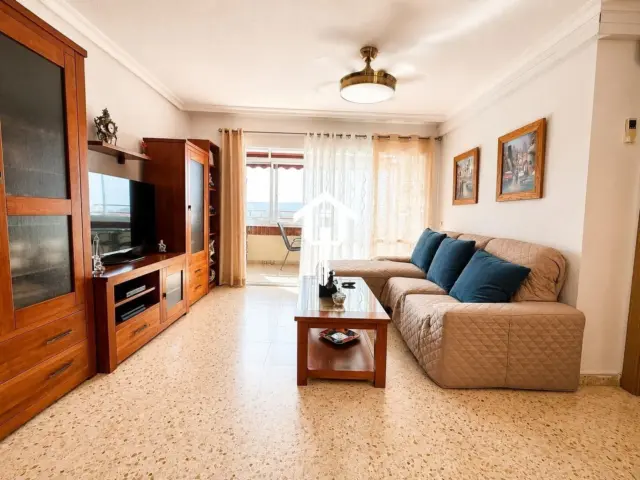 Apartment on Cronista Vte Martinez Mor Street photo 8