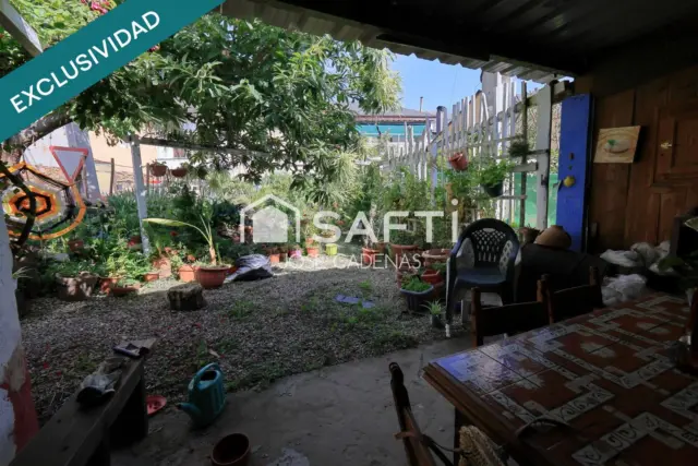 Casa rústica en Valtuille de Arriba