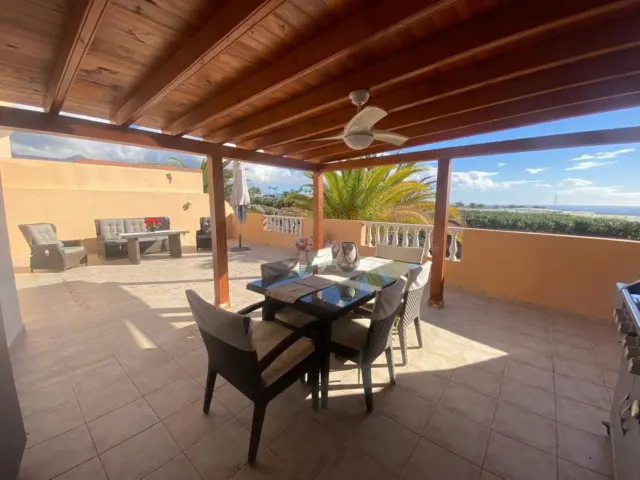 Terraced house in Calle Residencial Mariben