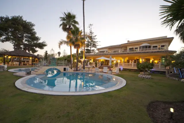 Chalet en Nueva Andalucía