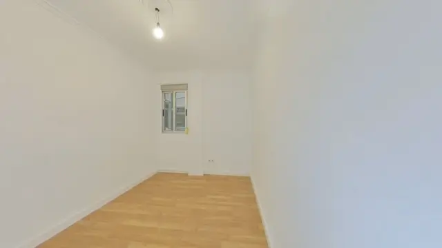 Flat in La Creu Coberta photo 11