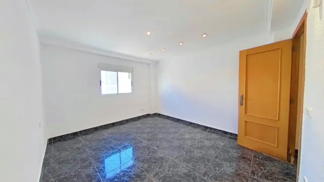 Apartment in Centre photo 16