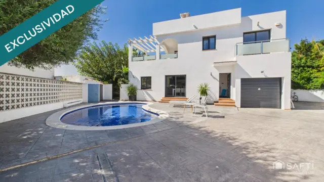 Single-family home in Empuriabrava photo 42