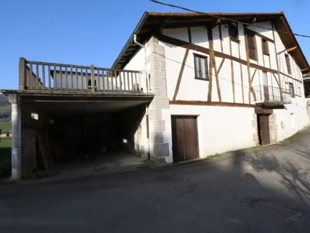 Rustic farm on Kale Beheko street, no. 9