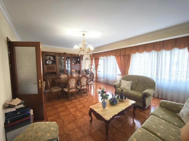 Apartment on Floreal Street