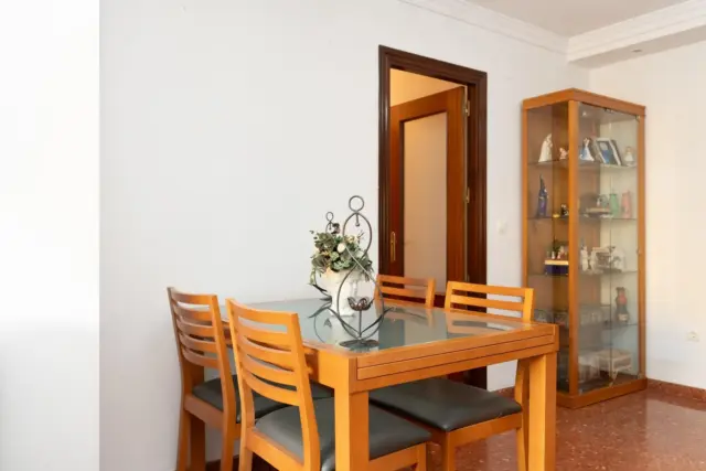 Piso en Ronda de Levante photo 3