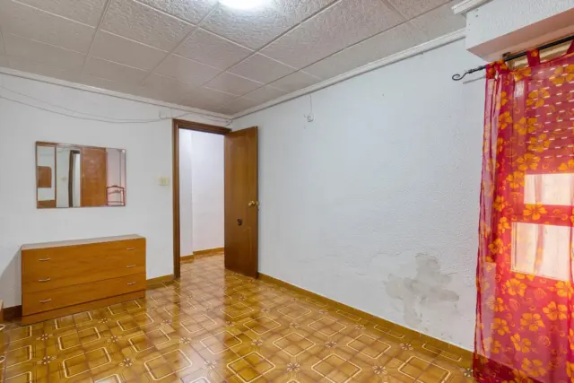 Apartment on Teodoro Llorente Street photo 16