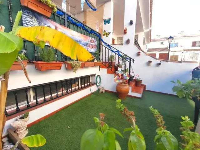Townhouse on Avda. Mediterraneo photo 3
