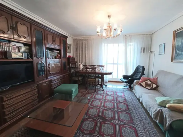 Piso en San Pedro y San Felices-San Agustín-Parque Europa