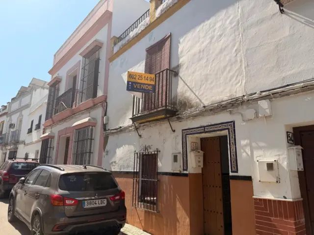 House in a Central Location photo 10