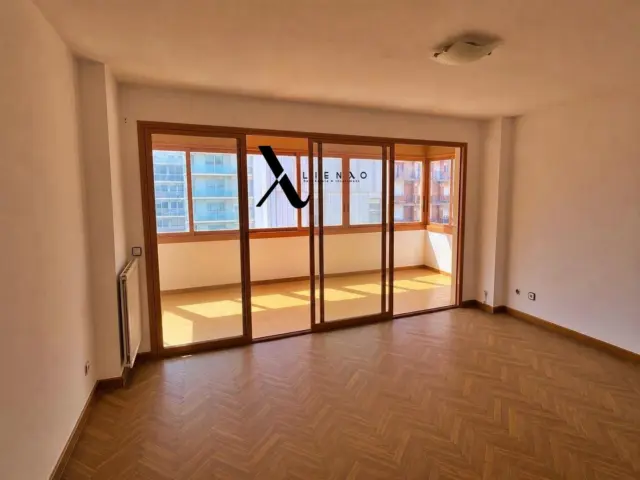 Apartment on Avenida Juan Carlos I photo 5