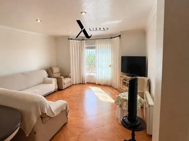 Chalet on Calle Campillo photo 9