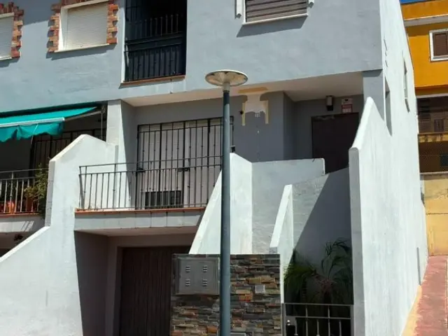 Casa adosada en Taraguilla-Zona Estación