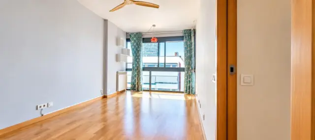 Apartment on Rambla del Poblenou photo 2