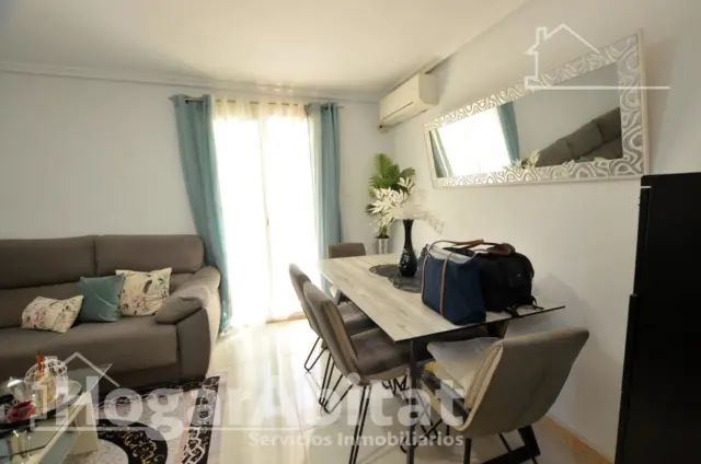 Apartment on Calle del Pintor Pérez Pizarro photo 9