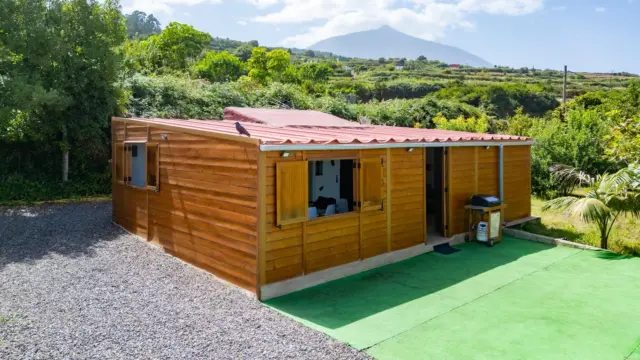 Rustic Finca on Carretera de la Corona