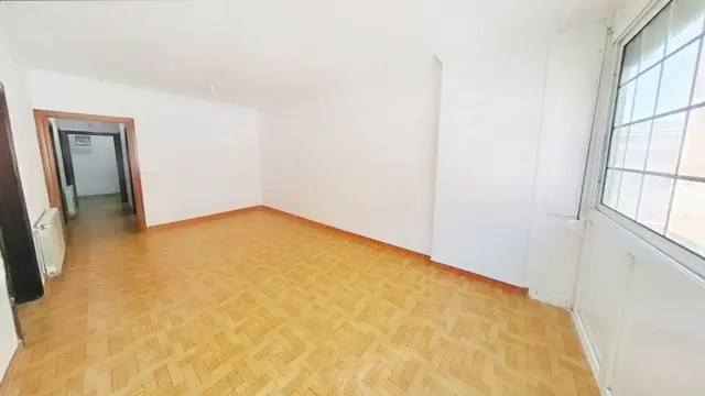 Apartment in Singuerlín-Les Oliveres-Can Franquesa-Guinardera photo 5