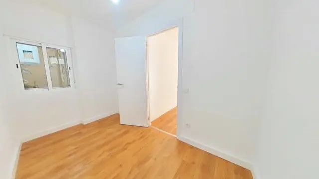 Flat in Canovelles photo 12