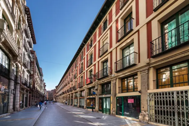 Apartment on Calle de la Platería, 7