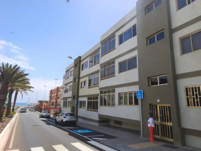 Piso en calle Luis Morote, 6