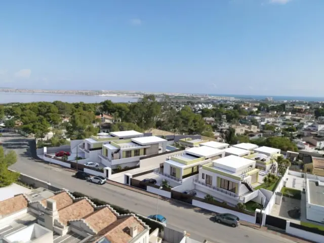 Chalet in Urbanización Perla del Mar