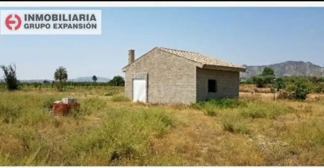 Chalet en Novelda