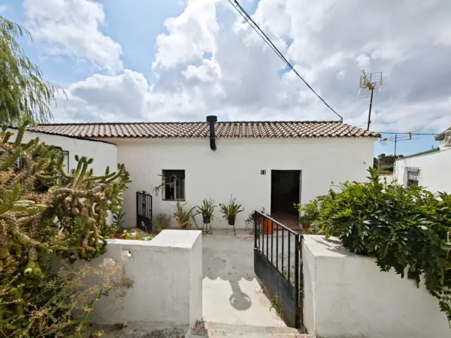 Rustic Finca on Teide Street