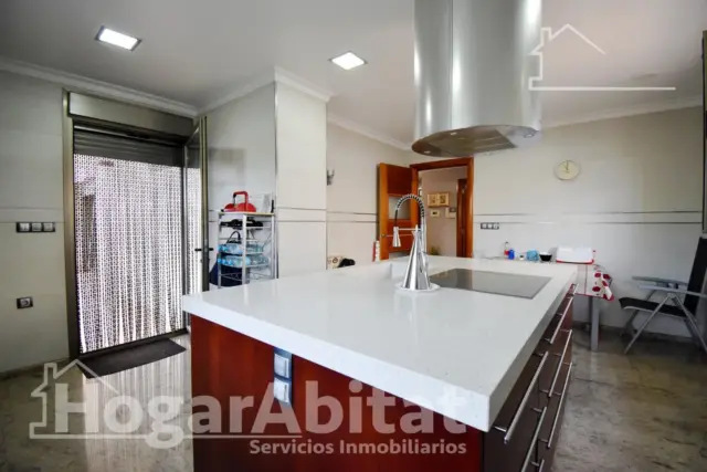 Chalet on Carrer de Tavernes de la Valldigna photo 34