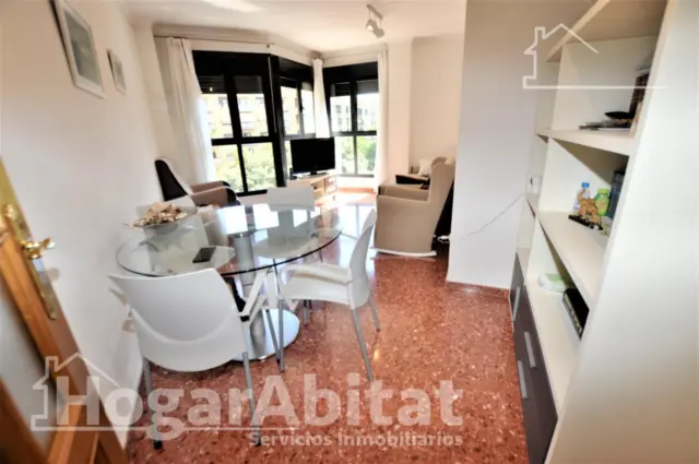 Flat on Fontanares Street