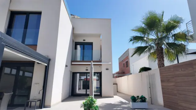 House on Calle Infanta Elena