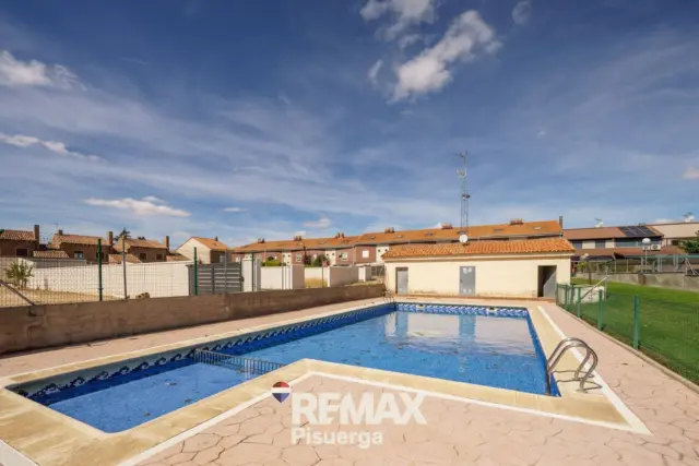 Townhouse on Avenida Burgos, 20