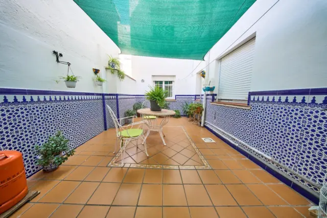 Flat on Calle de Ramón y Cajal