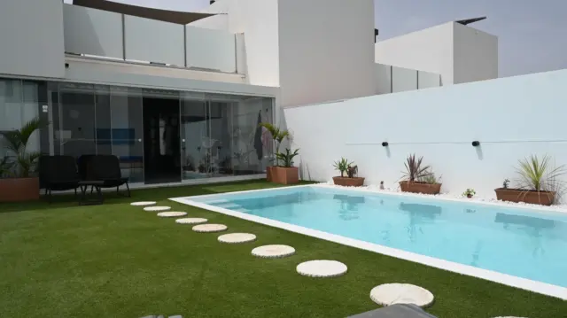 Terraced house on Calle Morisca