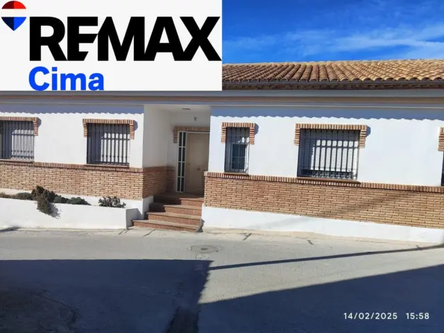 House on Calle San Antonio, 13