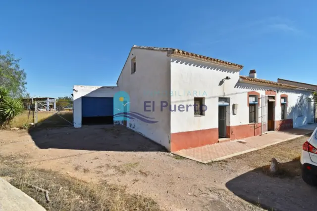Rustic Finca in La Magdalena