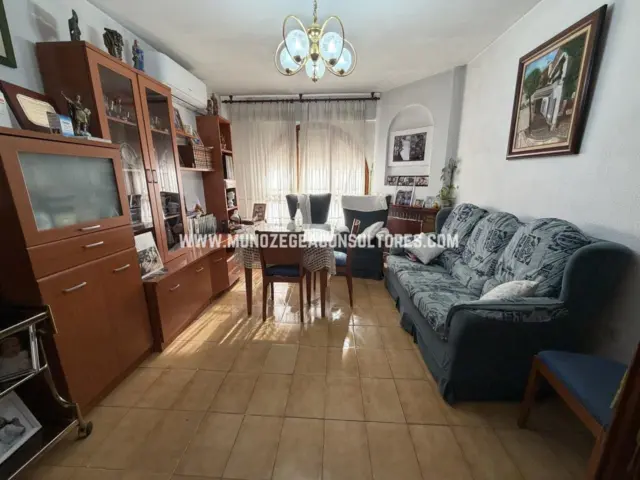 Chalet on Calle de los Naranjos