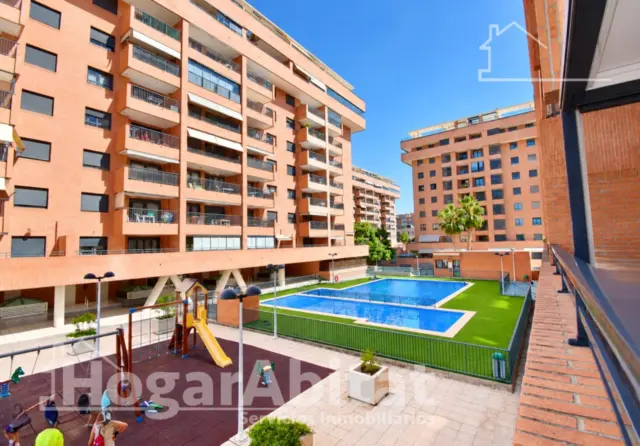 Apartment on Passeig de la Serra D'Espada