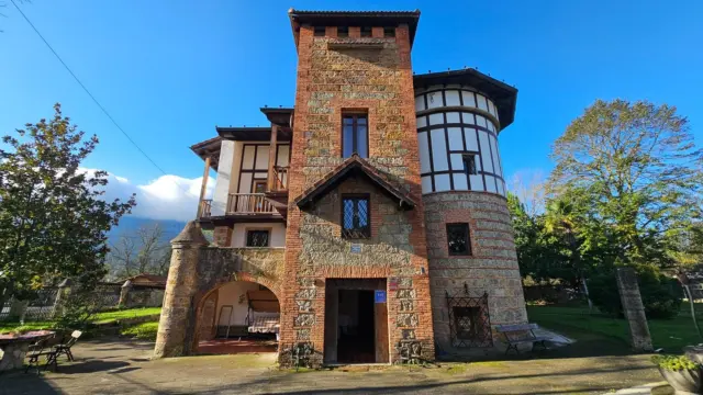 Casa en calle Cam. Villasuso