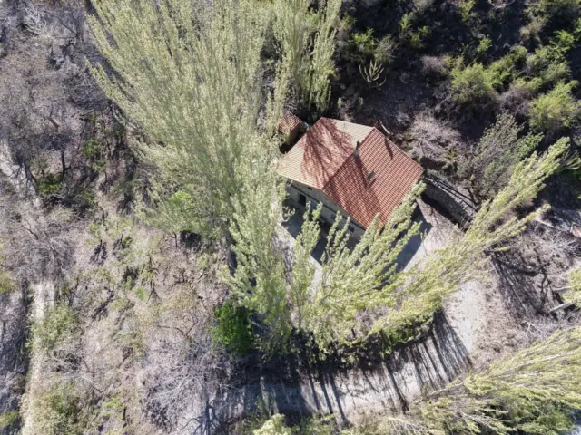 Rustic finca on Calle Dúrcal