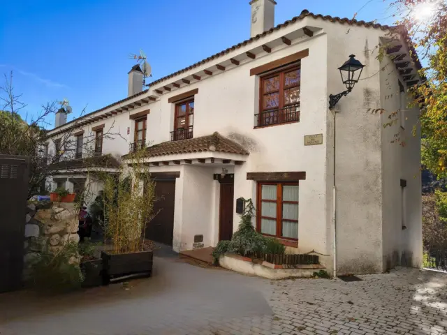 House in Olmeda de las Fuentes photo 38