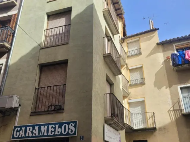 House in the Centre