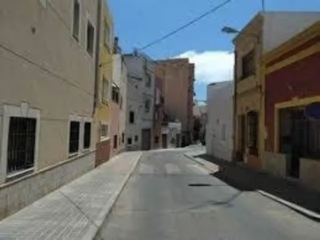 Casa adosada en calle de la Capitana, 42