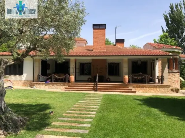 Chalet en Carretera de Jaen