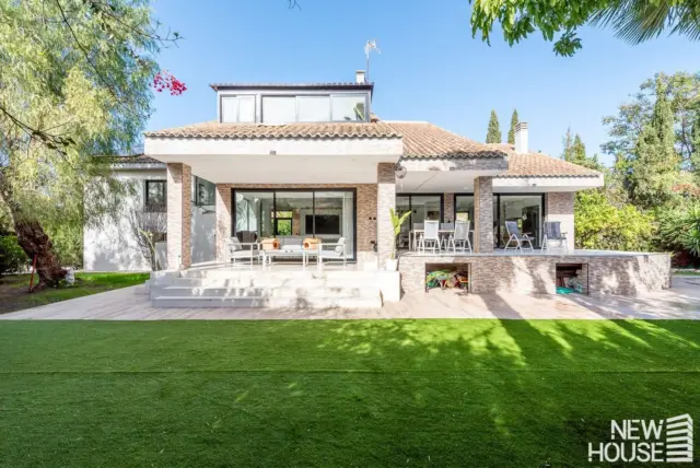 Chalet on D'aquari Street photo 2